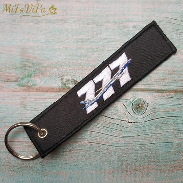 1 SET BOEING 777 747 EMBROIDERY KEY CHAIN - PILOTSX